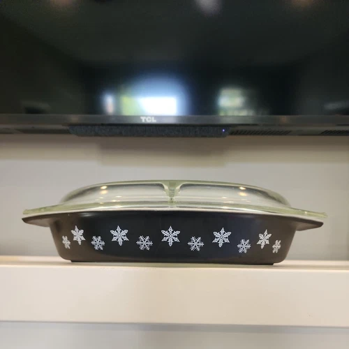 Vtg Pyrex Black Snowflake Divided Oval Casserole Dish Clear Glass Lid 1.5 Qt