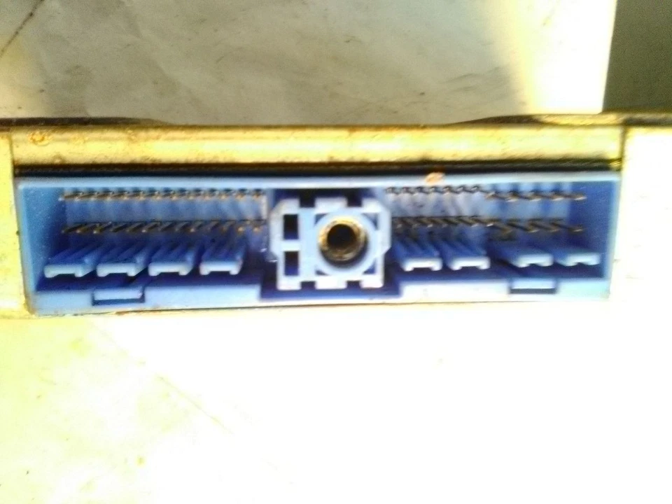 Módulo de transmissão 98 Infiniti i30 chassi ECM - Imagem 4 de 4