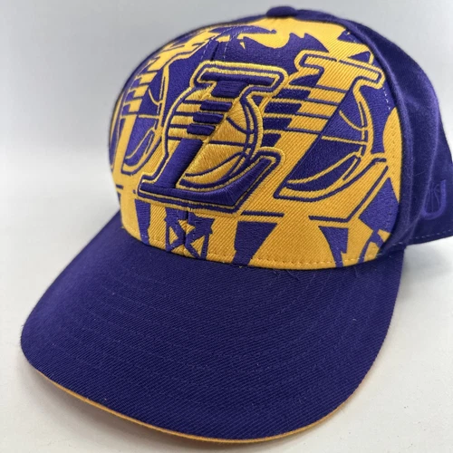 NEW WITH TAG UNK Los Angeles Lakers Purple & Gold - Embroidered Fitted Hat 7 1/2
