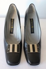 Patrick Cox Black Leather Court Shoes  Heels Classic Statement Style 38 (5)