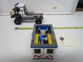 Lego JURASSIC WORLD RAPTOR ESCAPE VEHICLE ONLY SET 75917