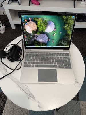 Microsoft Surface Laptop Go 3 Touchscreen | 16gb Ram 256gb SSD | Core i5 - 12. Gen
