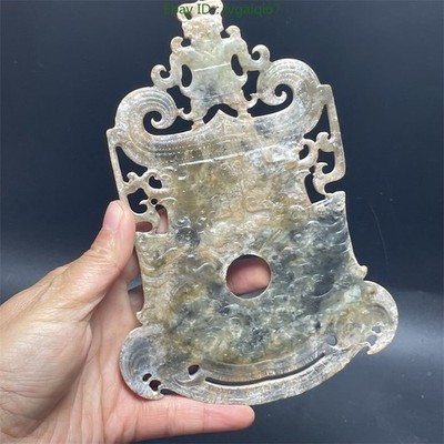 Xiu Jade Openwork Carving: Retro Handheld Decorative  Jade