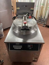 Used BKI FKM-FC Electric Extra Large Volume Pressure Fryer Broaster 75lb 208V 3P