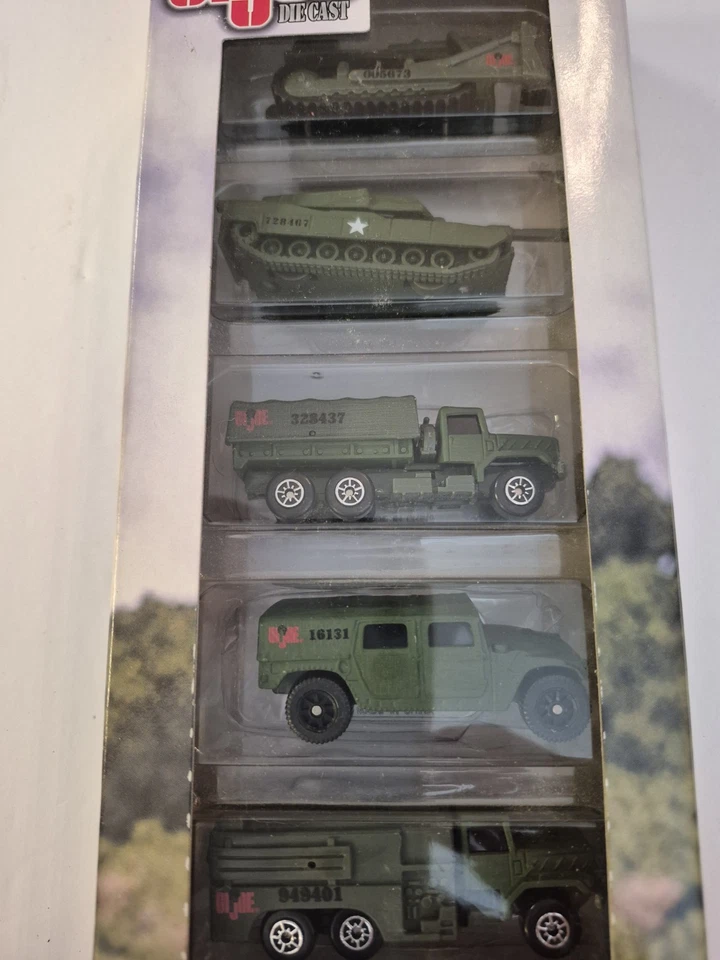 Bulldozer fundido a presión Maisto GI Joe, M1-A1 Abrams M-923 A1, Humvee, bomba militar Foto 3 de 4