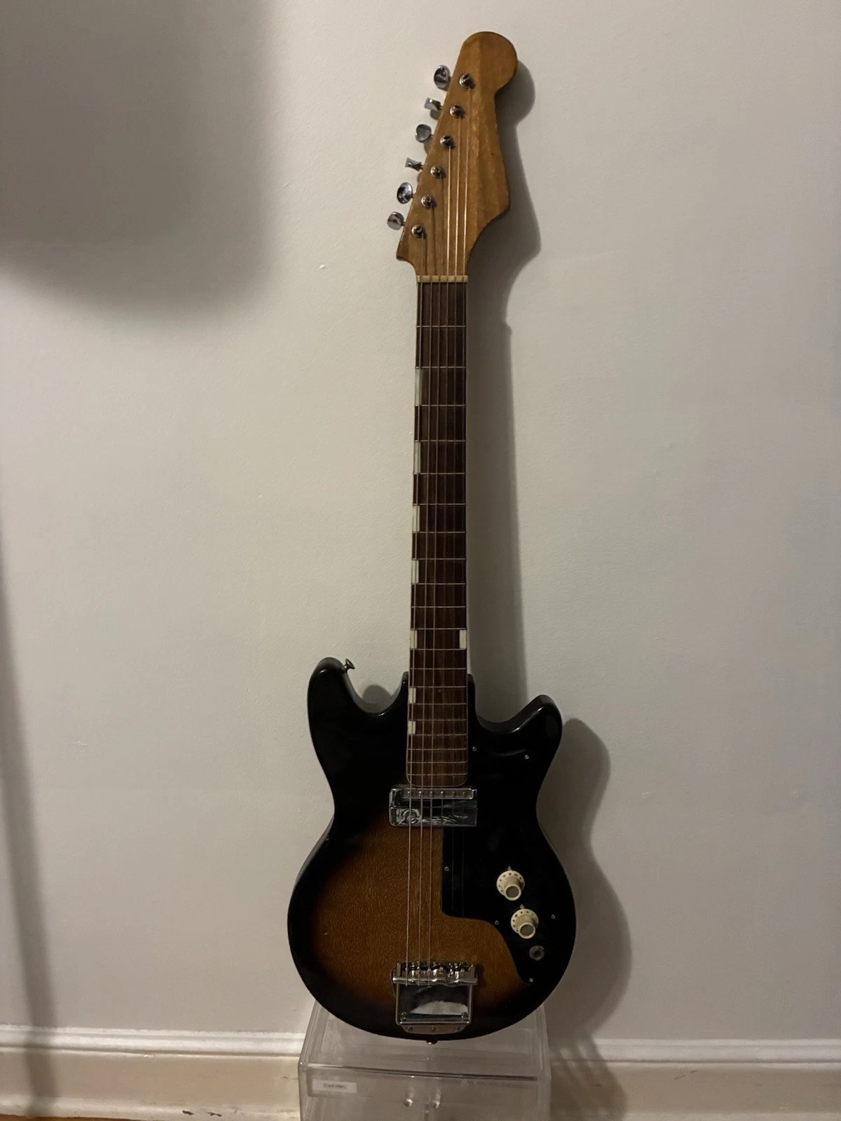 Picture 2 of 10