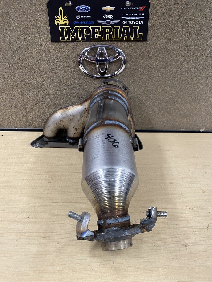 2012-2017 TOYOTA CAMRY GENUINE OEM MANIFOLD CONVERTER 250510V040
