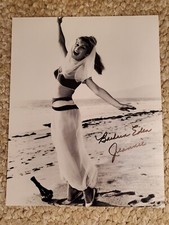 BARBARA EDEN SIGNED AUTOGRAPHED I DREAM OF JEANNIE  BW PHOTO