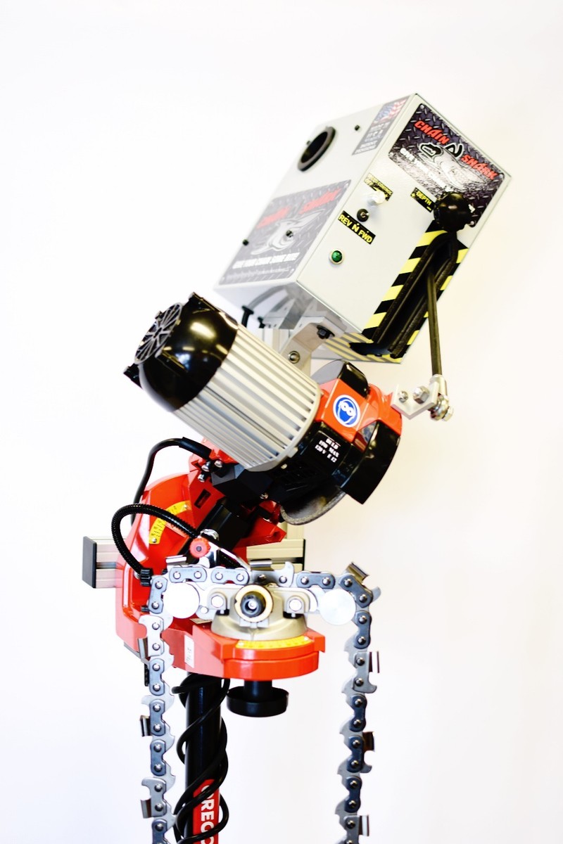 CHAIN SHARK with Tecomec Hydraulic Assist Chainsaw Chain CHAIN SHARK with Tecomec Hydraulic Assist Chainsaw Chain