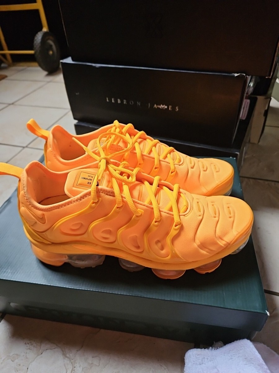 womens vapormax plus laser orange