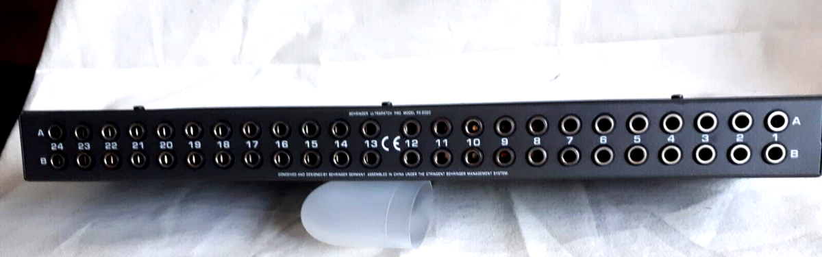 美品 / BEHRINGER ULTRAPATCH PRO PX2000 behringer-px2000-ultrapatch-