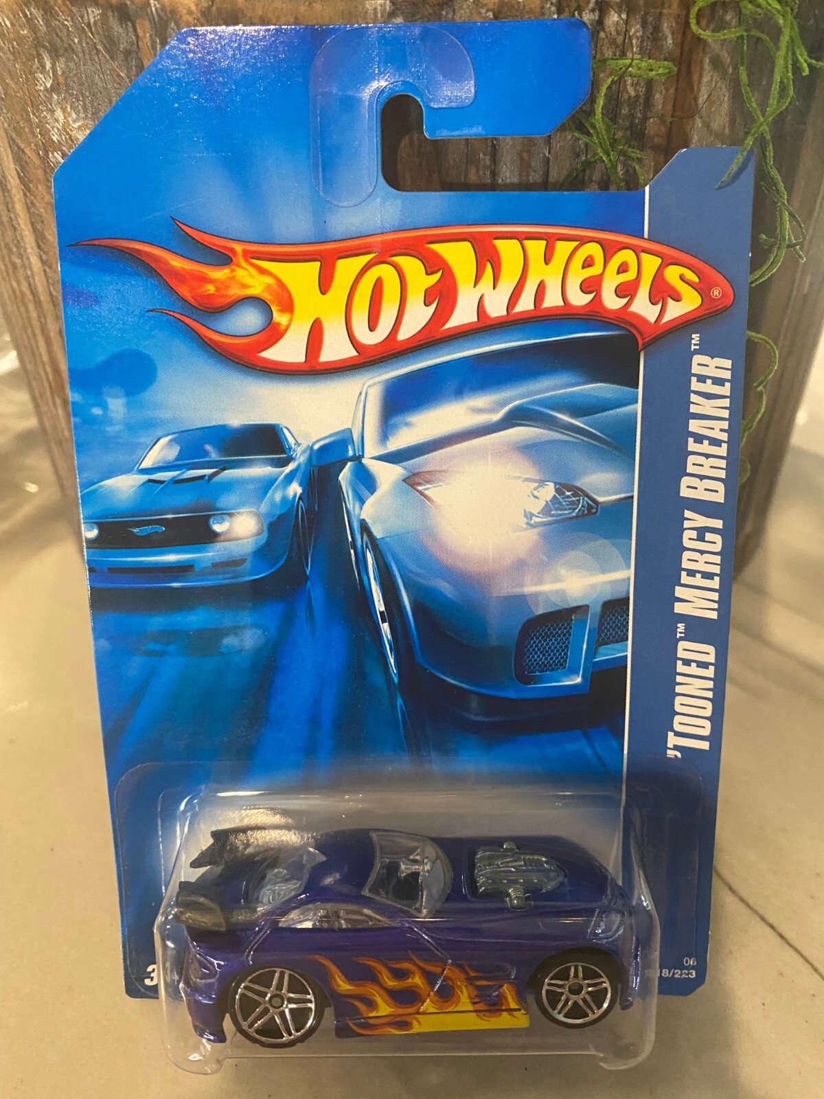 2006 Hot Wheels Mainline #218 'TOONED MERCY BREAKER Blue w/Chrome Pr5 Sp '06Card