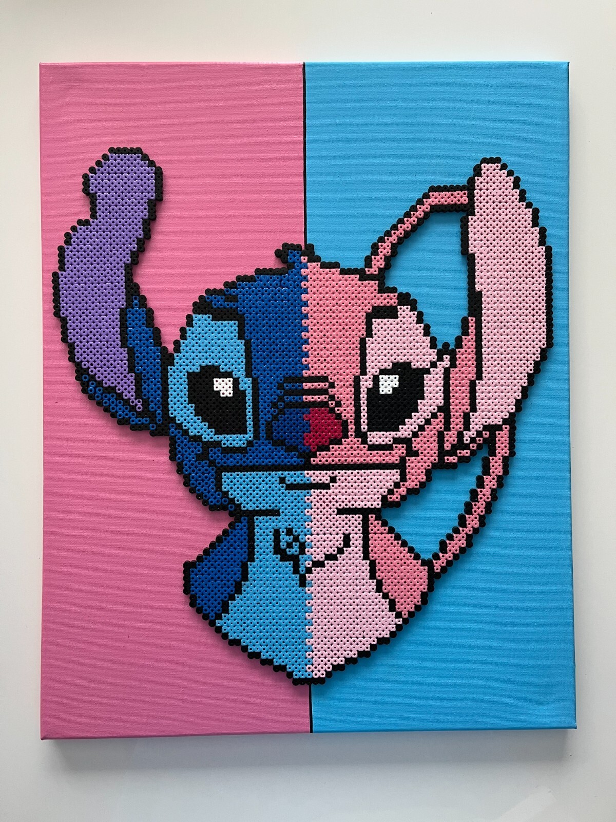 Perles à repasser Stitch et Angel mosaïque pixel art portrait déco murale