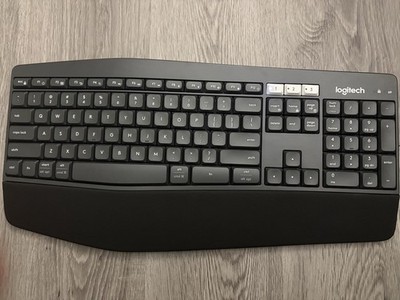 Logitech K850 Wireless Keyboard Bluetooth USB Brand New Sealed