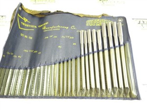LOT OF 9 ASSORTED HSS CHUCKING REAMERS .3735" TO .4990" DIA + HOLDER