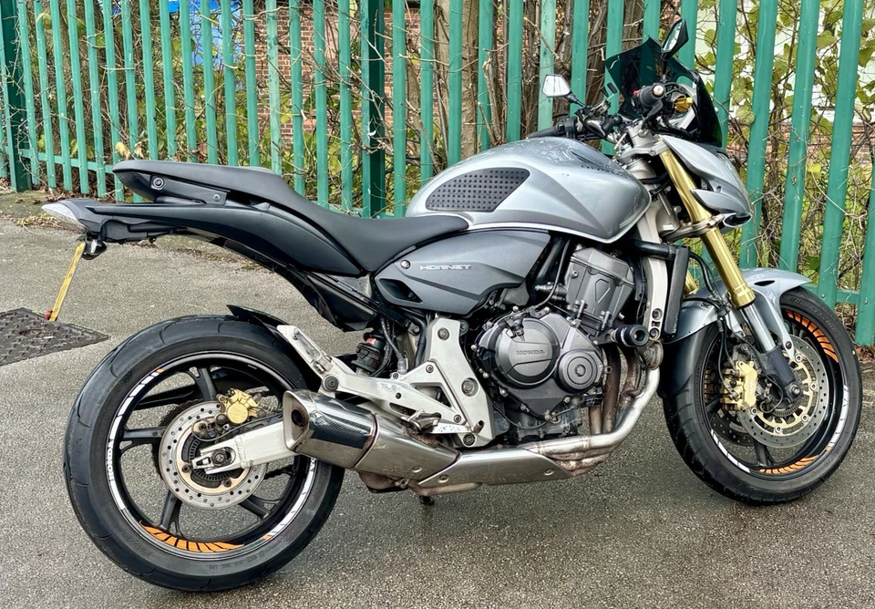 2009 Honda hornet 600 Cb 600 Service History - Lovely Bike - HPI clear - Bargain - Image 4 of 4