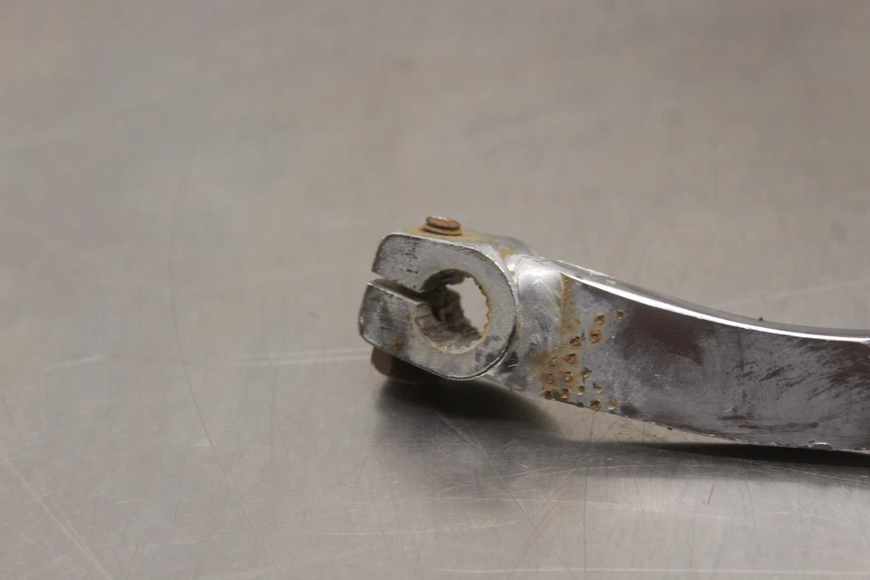 1986 Suzuki Quadrunner 230 LT230GE 2x4 SHIFTER PEDAL I125 - Image 3 of 4