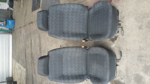 Sitze Fahrersitz + Beifahrersitz für VW GOLF 3   5-Türer