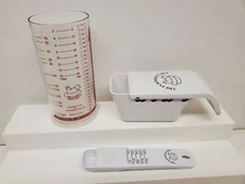 The Pampered Chef Measure All 2 Cup #2225, Measuring Cup & Spoons