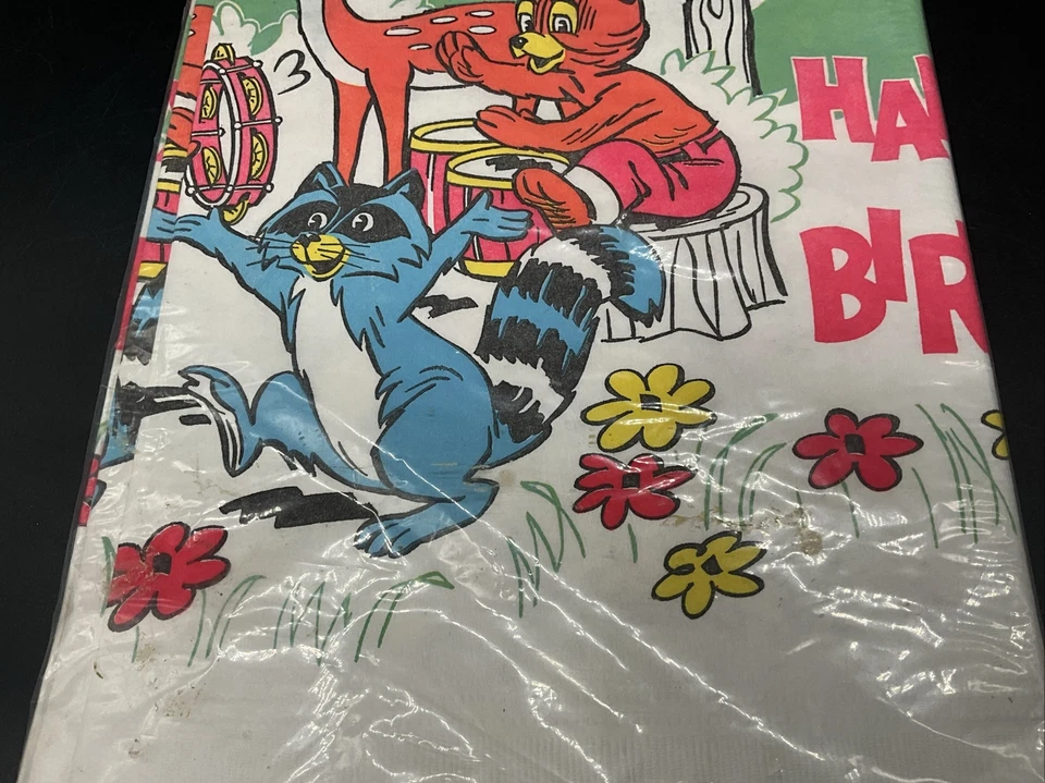 Mantel de papel de cumpleaños de animales del bosque de colección Foto 3 de 4