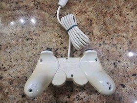 PlayStation2 Dual Shock 2 Analog Controller White. Sony. PS2. READ