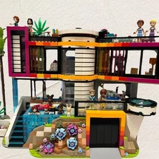 MOC 2275pcs Friends Andrea's Modern Mansion Doll House Building Blocks Set Diy