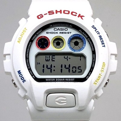 【新品未使用】G-SHOCK × atmos×ベアブリック コラボDW-6900 Casio G-Shock x MEDICOM TOY BEARBRICK Watch DW-6900MT BE@RBRICK