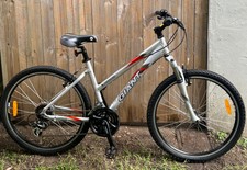 Giant Boulder 3 Mountain Bike for sale 