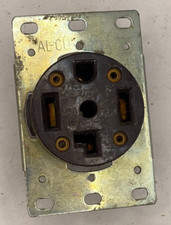 SLATER 30A-125/250V 3-P,4-WIRE GROUNGING AL/CU,UP TO 75 C NEMA 14-30R🔔