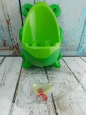 Frog Potty Training Boys Toddler Urinal w/Aiming Target Wall-Mount 