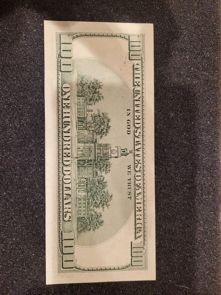🔥🔥2006 Series $100 Dollar Bill Uncirculated🔥🔥 - Image 2 of 4
