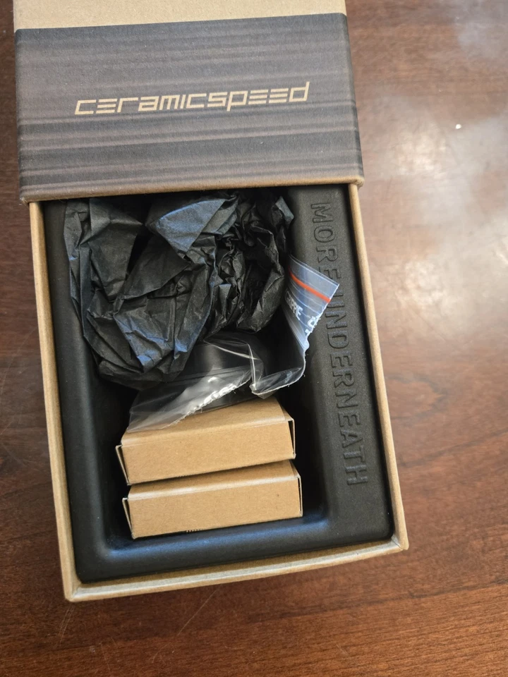 CeramicSpeed BB90 Bottom Bracket: TREK, Shimano 24mm Spindle, Black - Image 4 of 4