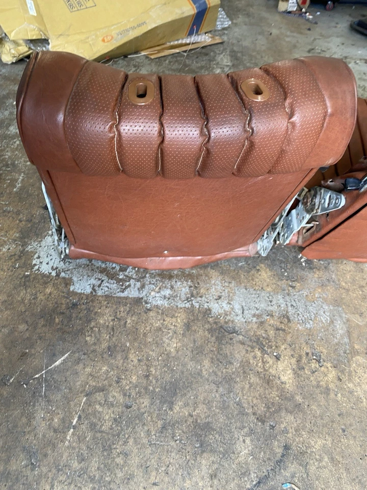 1972 - 74 Mercedes Benz R107 350SL 450SL Front  Seats Tobacco Brown Rare Color - Image 4 of 4