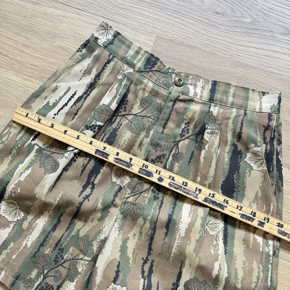 Dame O Flage Shorts Women 10 Camo Realtree Hunting Camping Vintage High Waist - Image 4 of 4