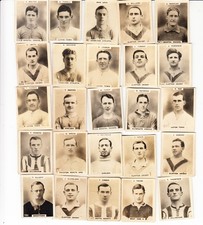 Phillips (Godfrey) - 'Pinnace Footballers K - dorso "PINNACE" x 127 carte (4)