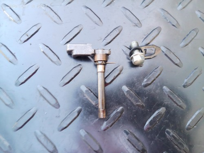 #ad 2005 HONDA CRF250X 04 17 CAMSHAFT DECOMPRESSION LEVER ARM WEIGHT CRF250R 04 09 $49.00