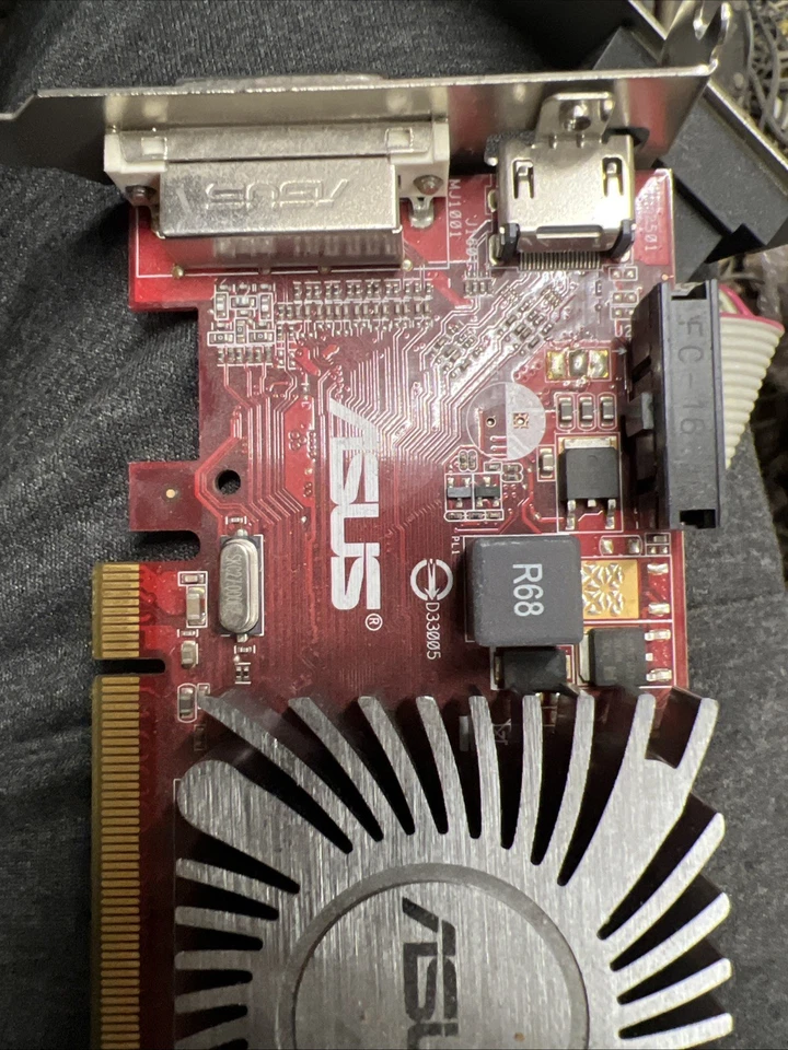 Asus Radeon HD5450 1GB DDR3 HDMI/VGA/DVI PCIE Low Profile Graphics Card - Image 3 of 4