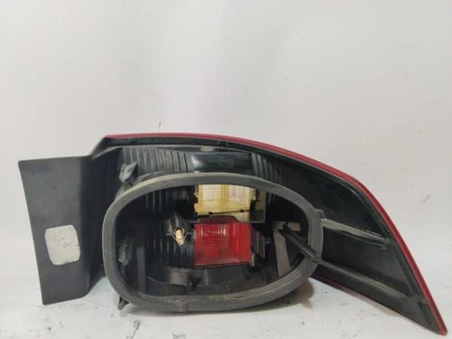 8200002473 Piloto Trasero Izquierdo para RENAULT LAGUNA II (BG0) 2001 1734845 - Imagen 2 de 10