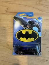 Hot Wheels Batman DC Batmobile HLK55-D511 1/20