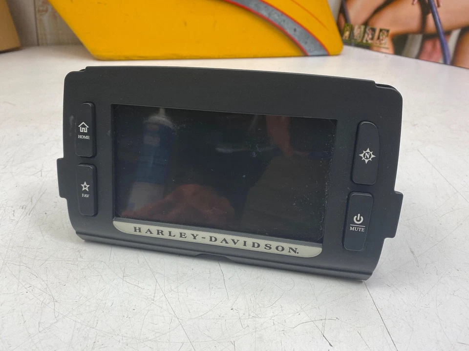 Genuine 14-23 Harley Boom Box 6.5 GT GPS Radio OEM factory - Image 4 of 4
