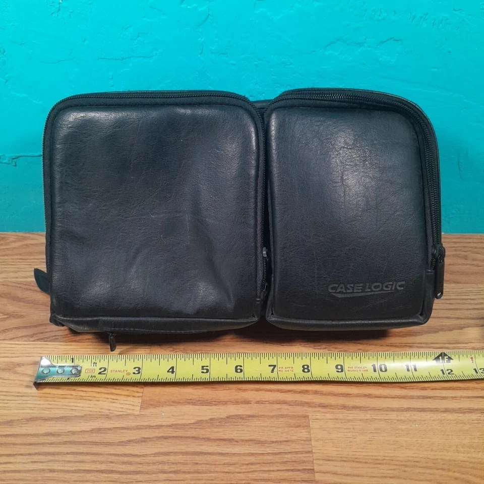 VTG. CASE LOGIC 96 CD HOLDER BLACK FAUX LEATHER CD CASE - Image 2 of 4