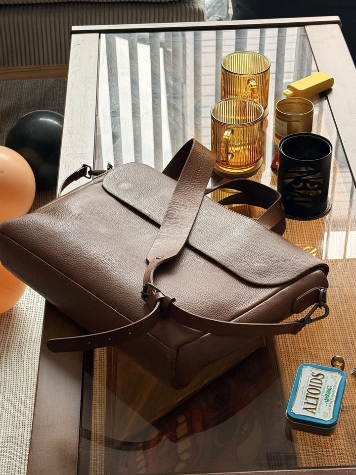 Maletín de cuero Outback Foto 2 de 4