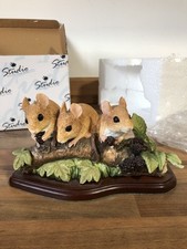 Border Fine Arts Studio Mammals Family Outing Mice Eating Blackberries A27056