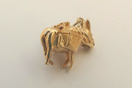 RARE VINTAGE HM 9ct GOLD 3D DONKEY WITH LOADED BASKETS CHARM 5.96 g - Picture 9 of 11