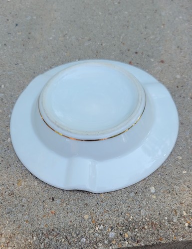 Vintage Souvenir Ashtray Panama Ceramic Scenes Gold Filagree Trim - Picture 3 of 6