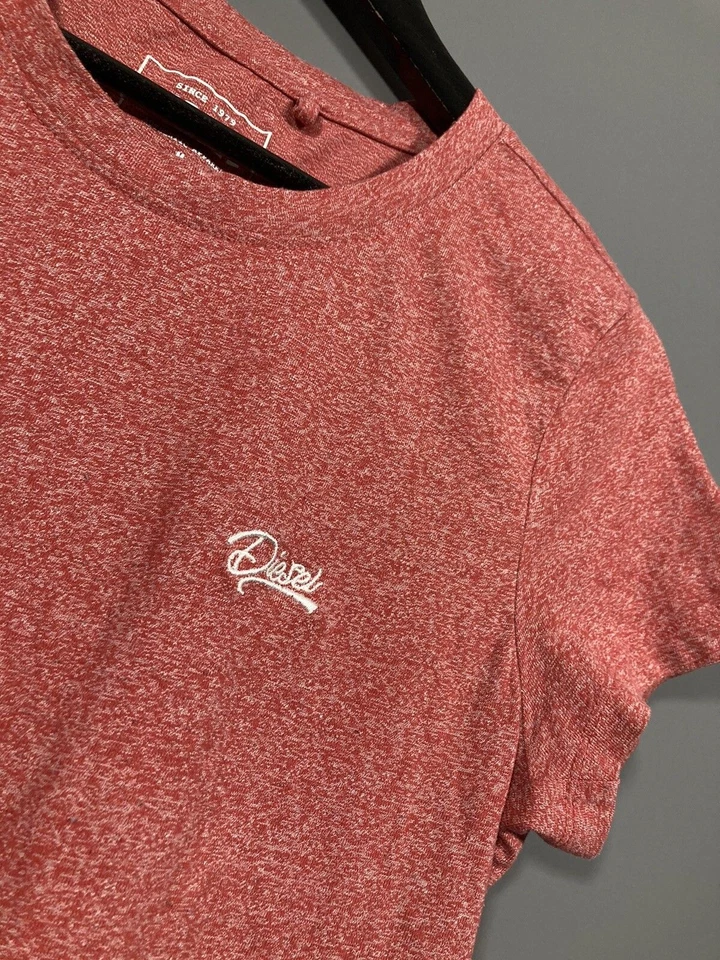 Camiseta DIESEL - Talla Mediana - Roja - Excelente Estado - Mujer’s Foto 4 de 4