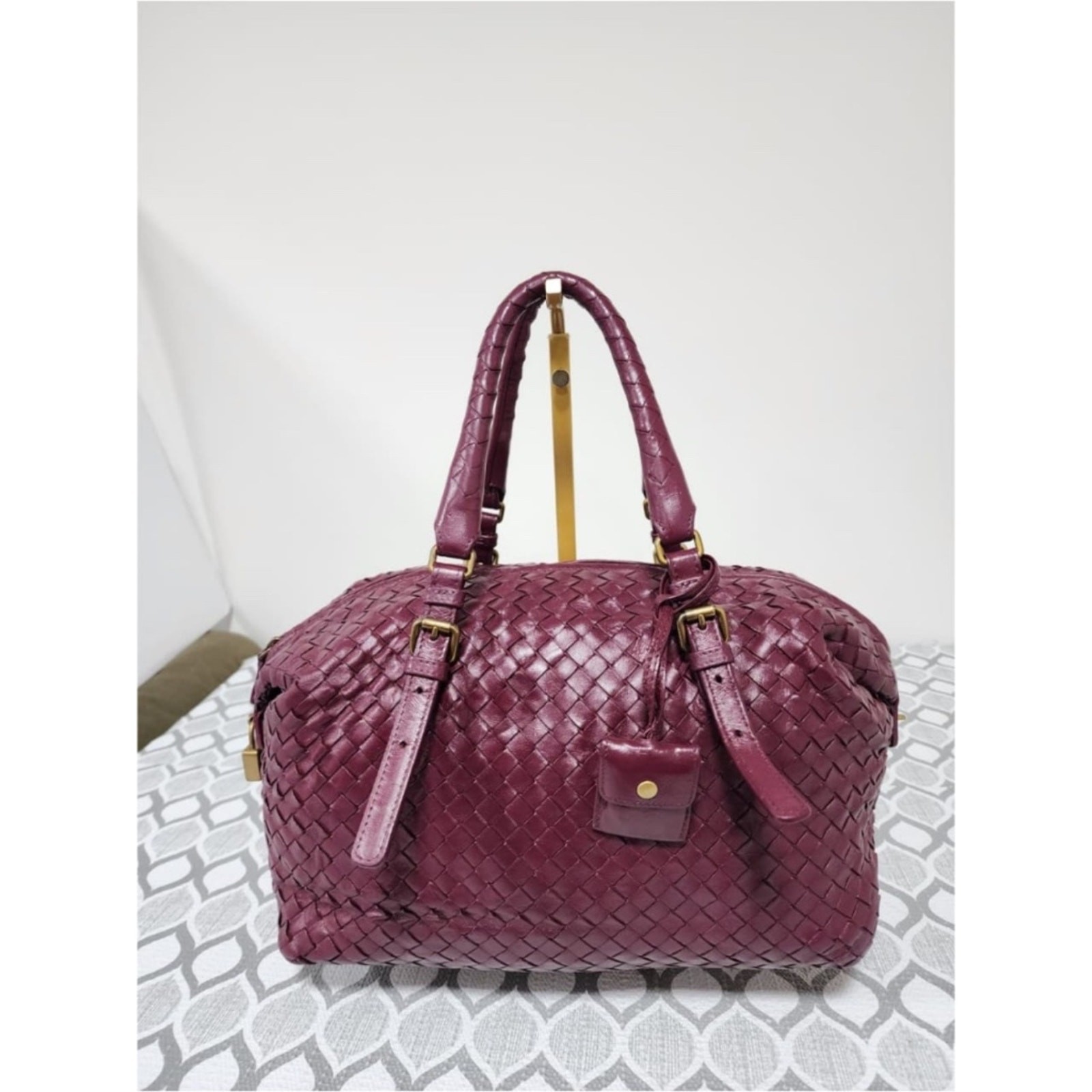 Authentic Bottega Veneta Intrecciato Top Handle Bag Burgundy