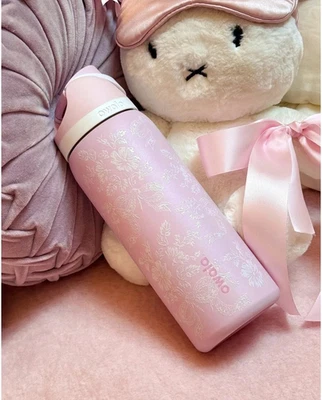 AS SHOW Owala Freesip 32oz Pink Ribbon Toile UO Urban Outfitters Cup Bottle 2025 Gift