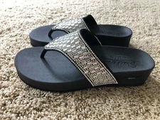 Skechers Foamies Arch Fit Cali Breeze 2.0 Shine On Sandals Women's Size 6 black