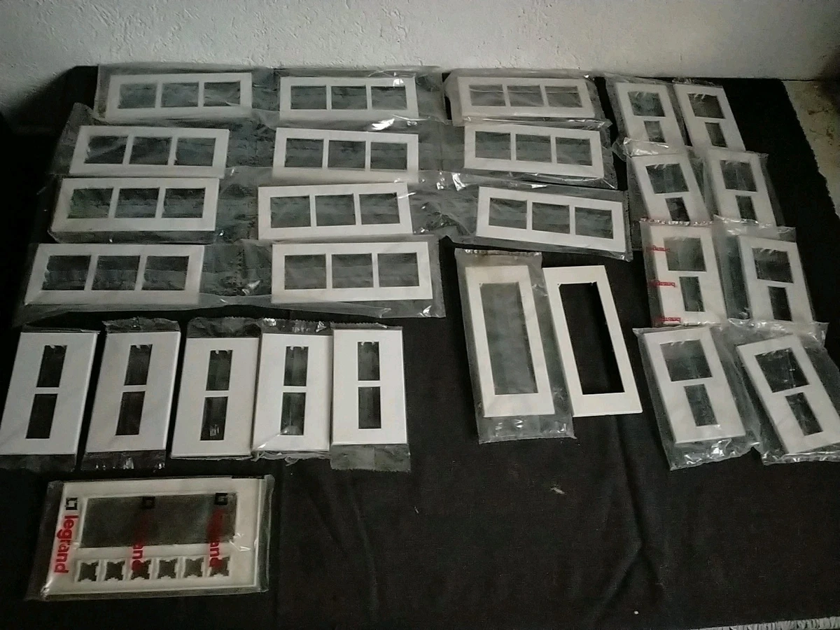 Support simple Mosaic, LEGRAND, noir | Leroy Merlin